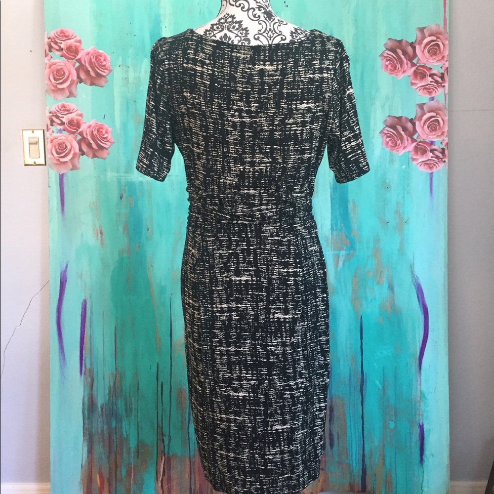 Dress - Picture 3 of 4